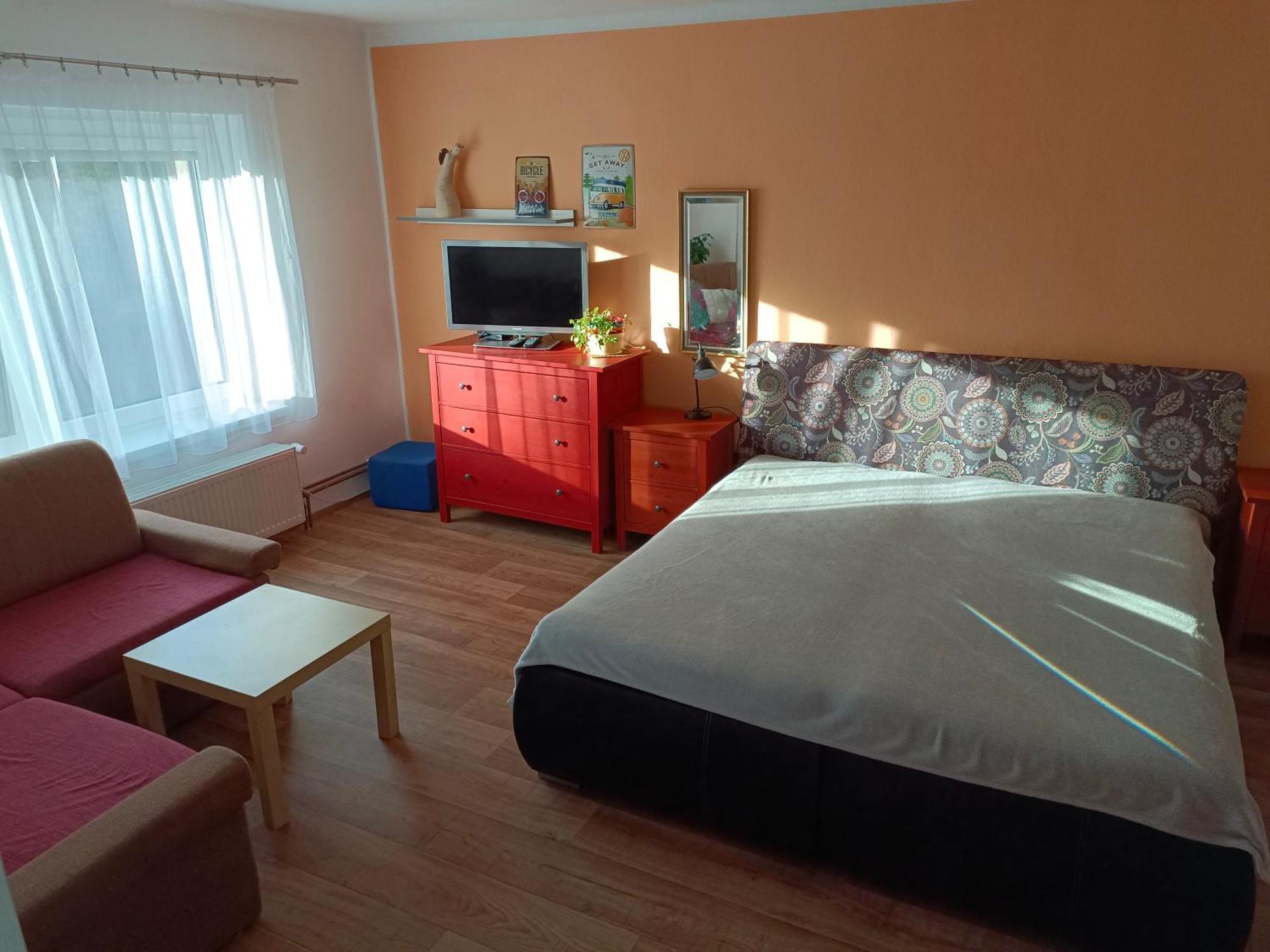 Apartman Za Lesem Cerveny Kostelec Ngoại thất bức ảnh